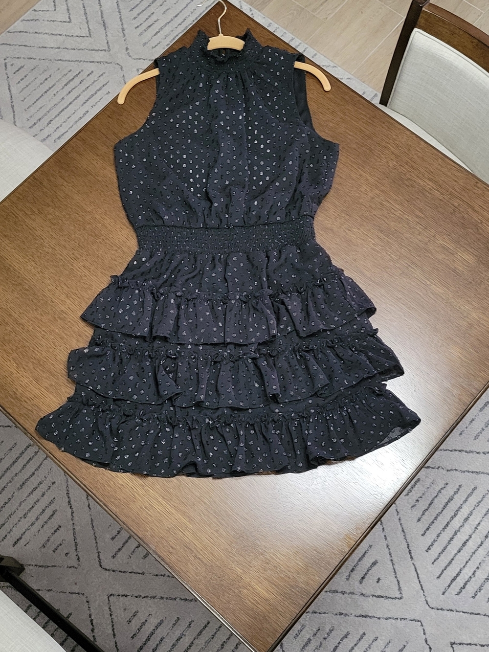 Women's Black Ruffled Sleeveless Dress Medium